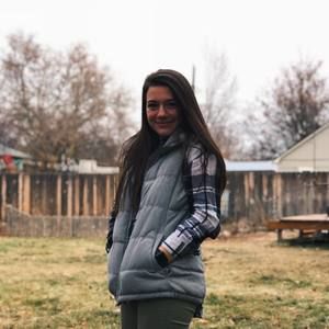 Meet your Posher, Claire